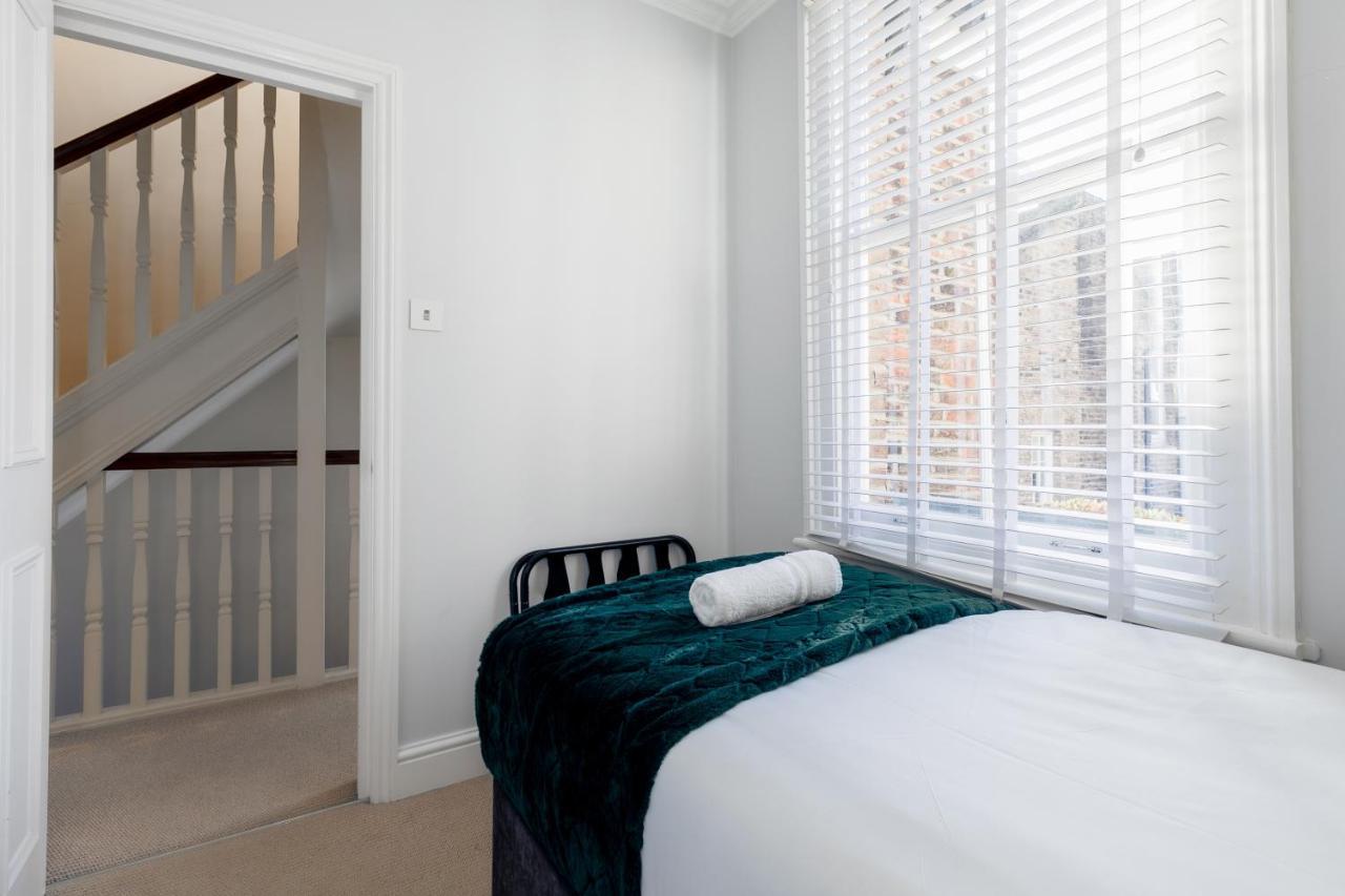 Beautiful 4 Bedroom House Near Paddington Station London Ngoại thất bức ảnh