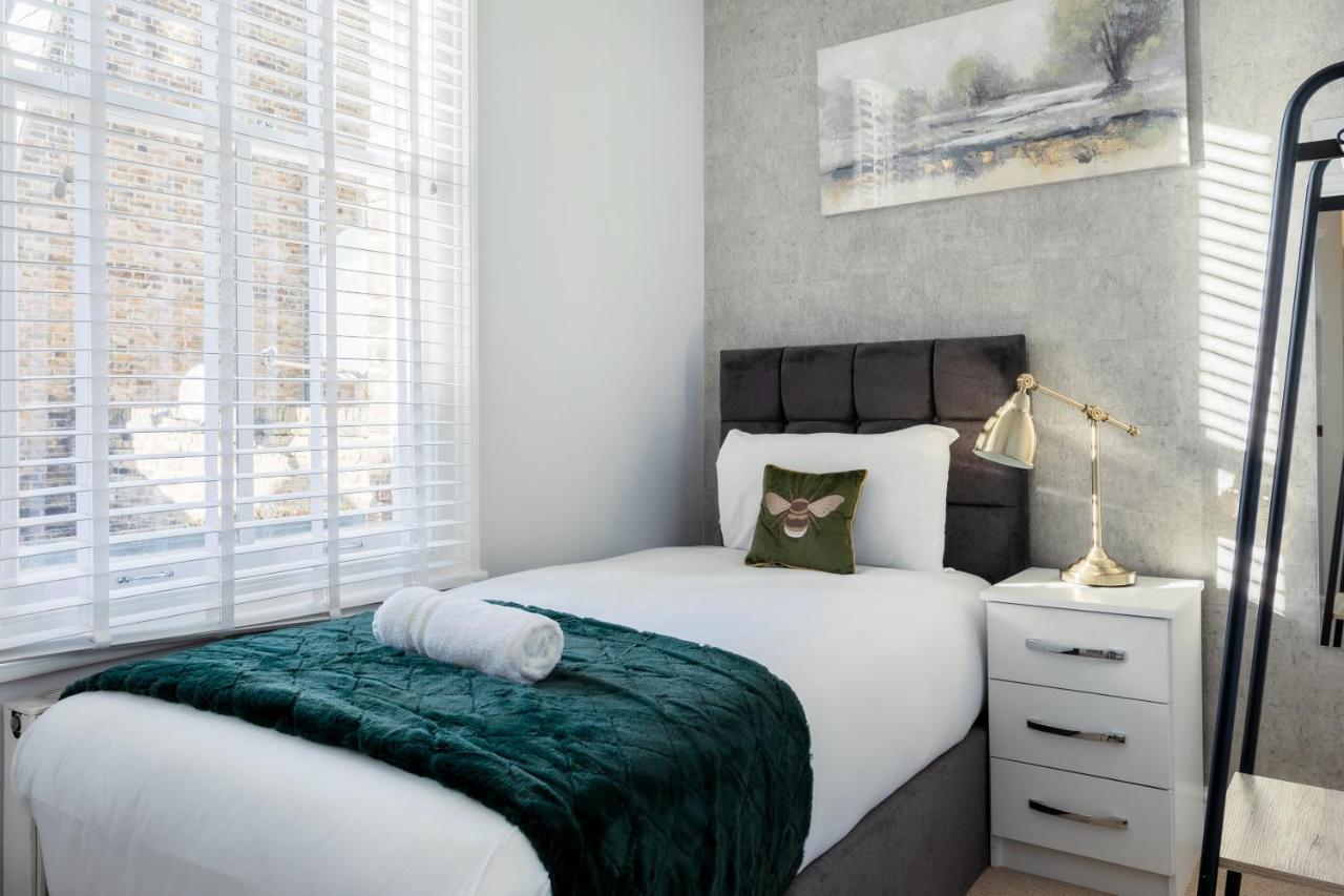 Beautiful 4 Bedroom House Near Paddington Station London Ngoại thất bức ảnh