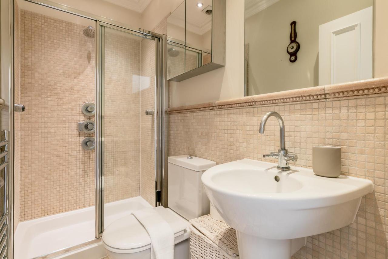 Beautiful 4 Bedroom House Near Paddington Station London Ngoại thất bức ảnh